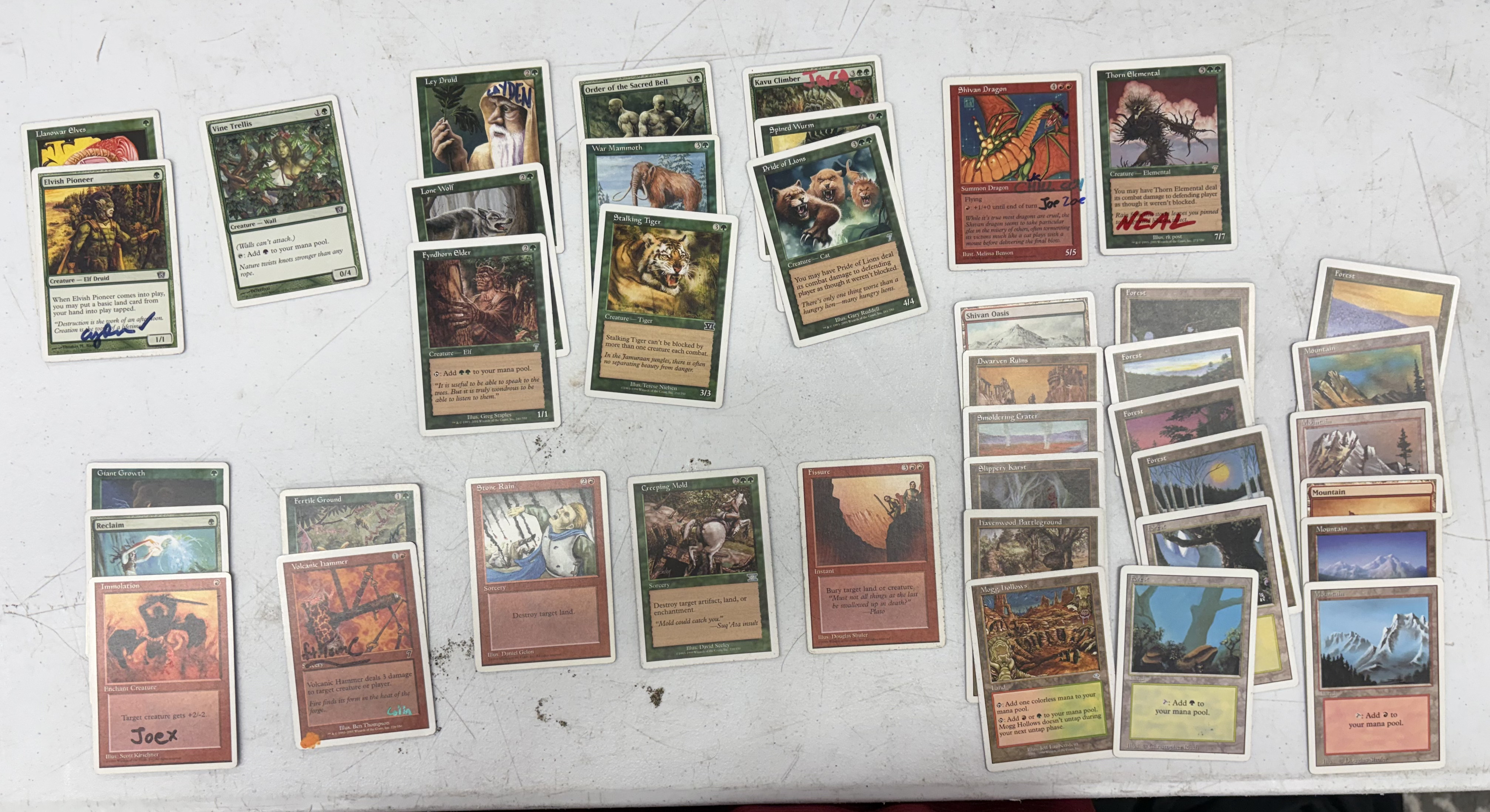 A deck picture of a Gruul deck.
